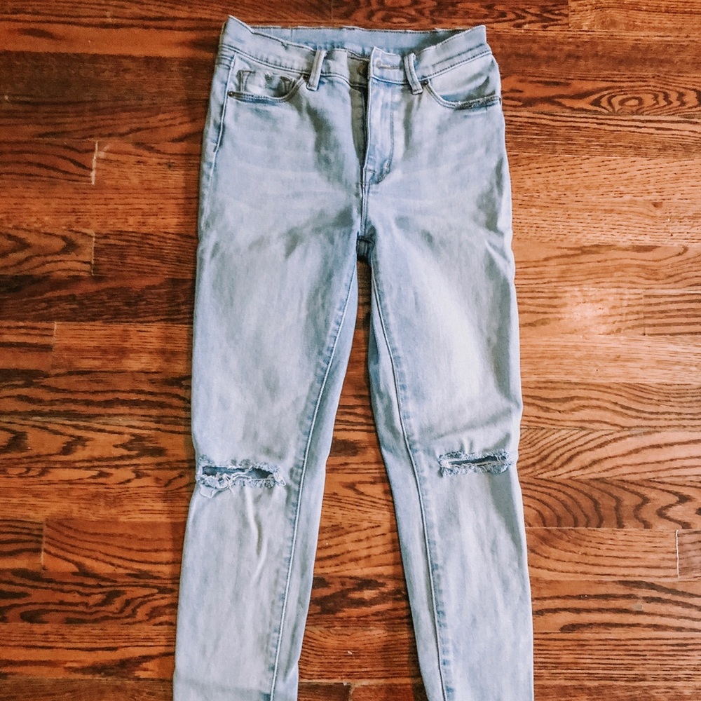 Frayed urban outfitters blue jeans BDG